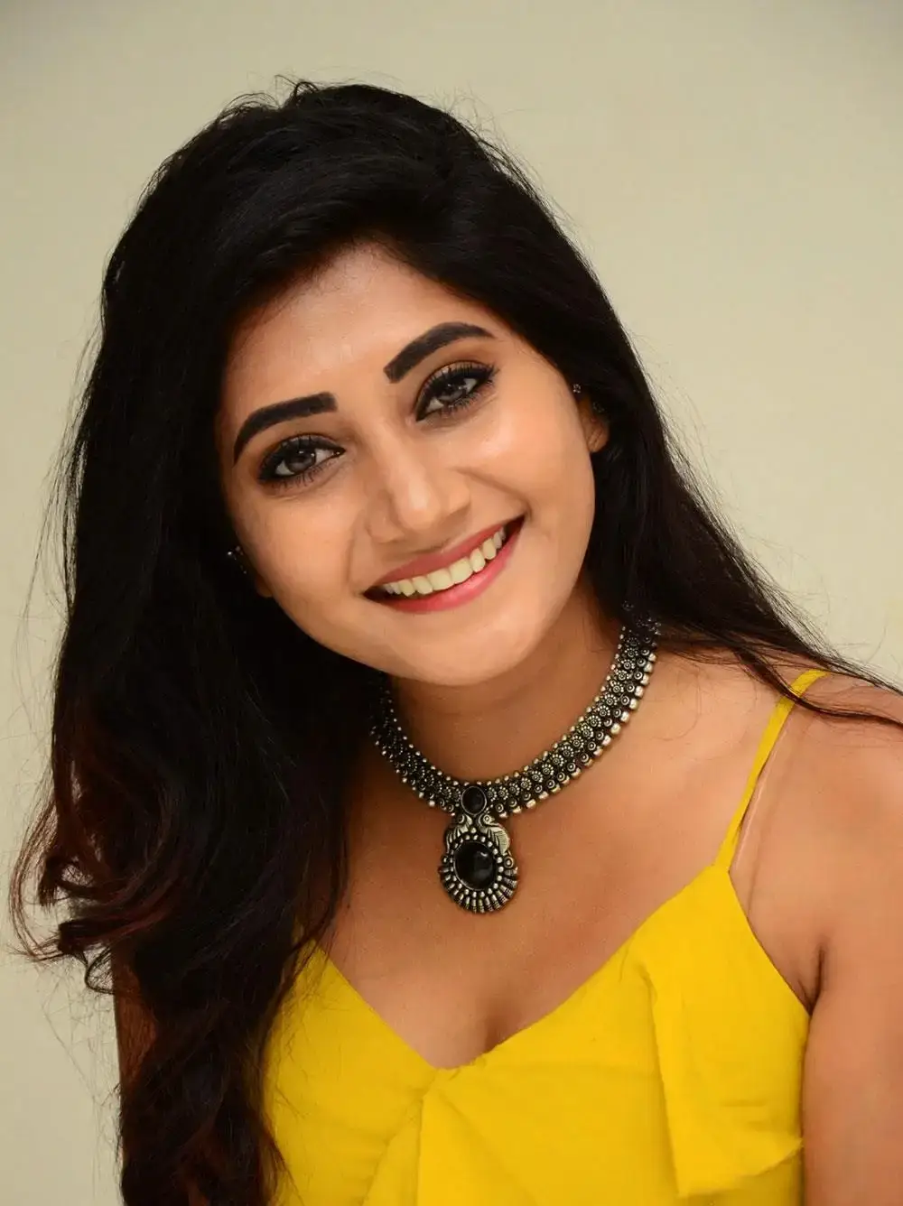 Indian Model Vasanthi Krishnan Stills in Yellow Dress